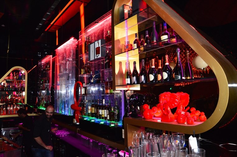 Diva Club On Saturday Night
